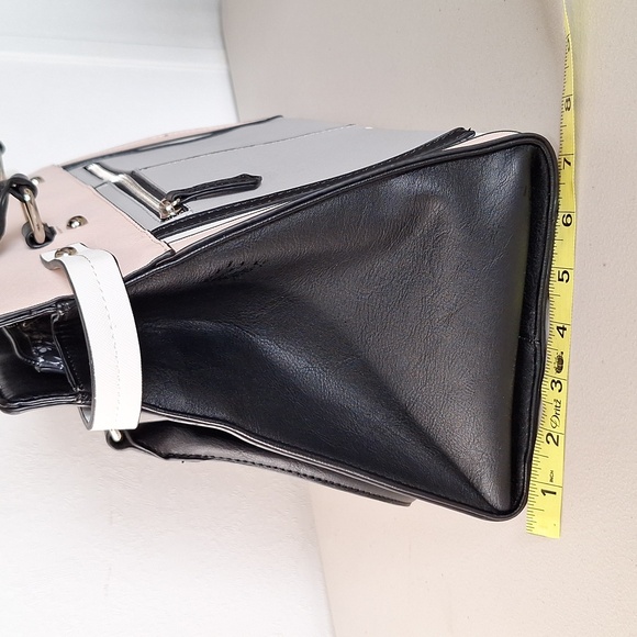 #ACV Rick's hardbody Hand Bag - Picture 3 of 9